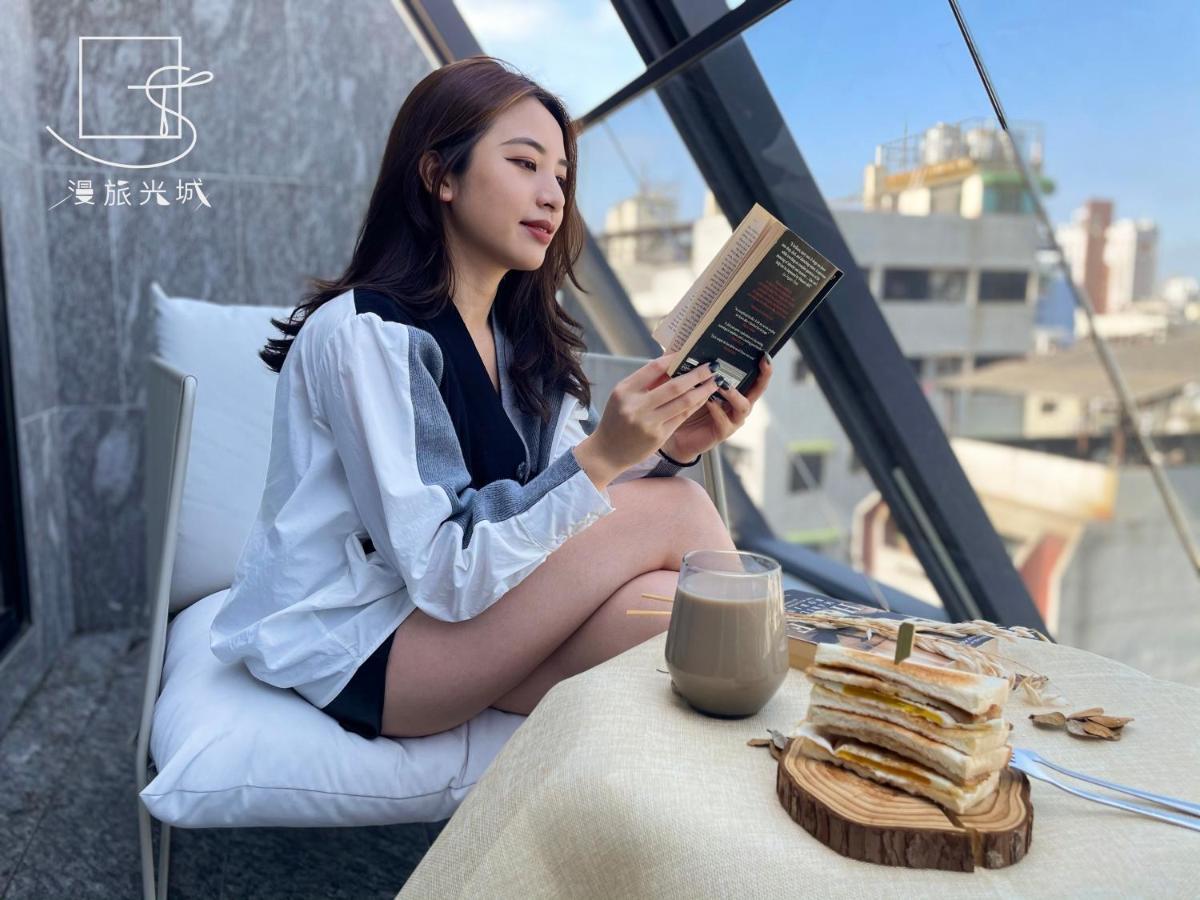 Slow Town Hotel Taizhong Zewnętrze zdjęcie